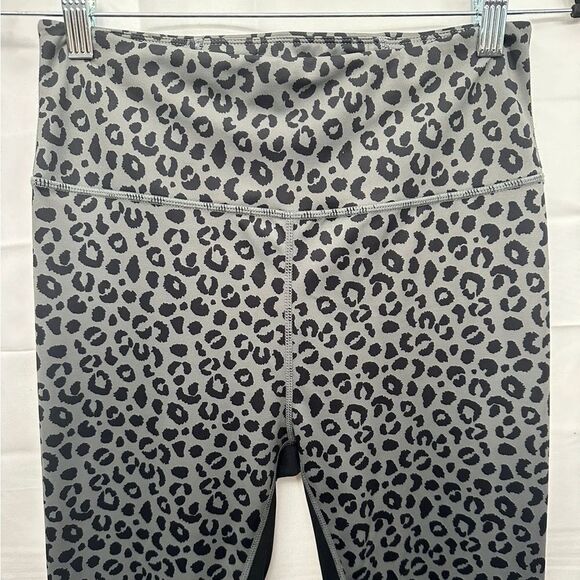 All Fenix Cheetah Leggings Grey - Picture 4 of 8